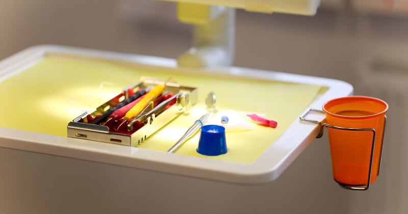 Was tun gegen Zahnschmerzen? 7 schnelle Tipps, die sofort helfen