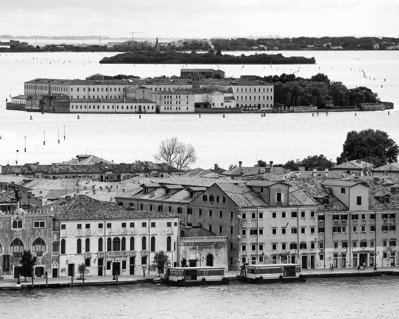 entdecken sie die bedeutung von 'wahrheit' und ihre rolle in unserem t&auml;glichen leben. erfahren sie mehr &uuml;ber fakten, ehrlichkeit und authentizit&auml;t.